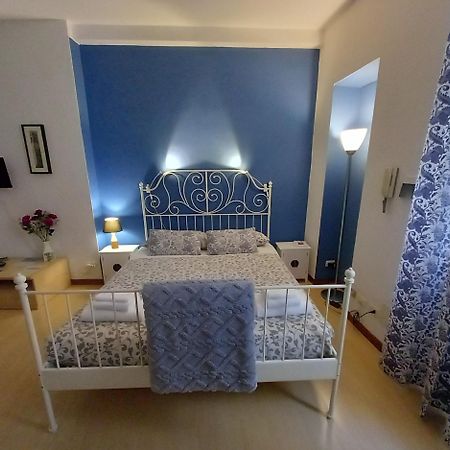 Sam'S Getaway Apartment Mondovi Bagian luar foto