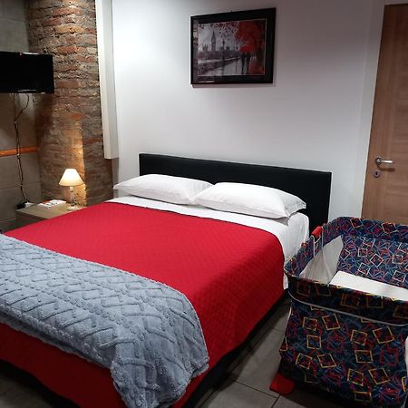 Sam'S Getaway Apartment Mondovi Bagian luar foto