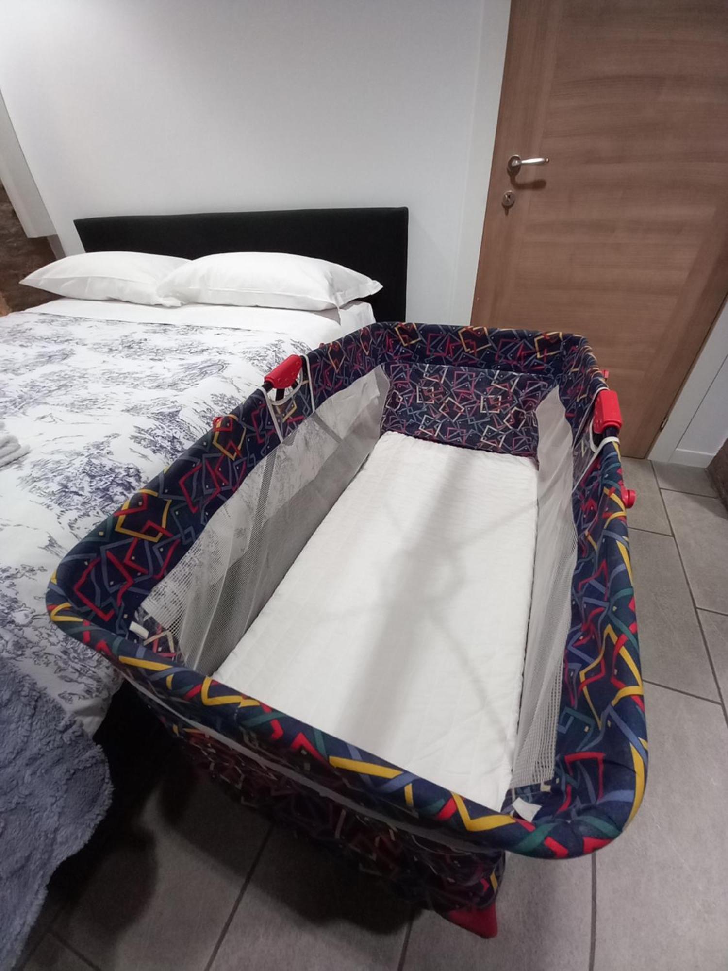 Sam'S Getaway Apartment Mondovi Bagian luar foto