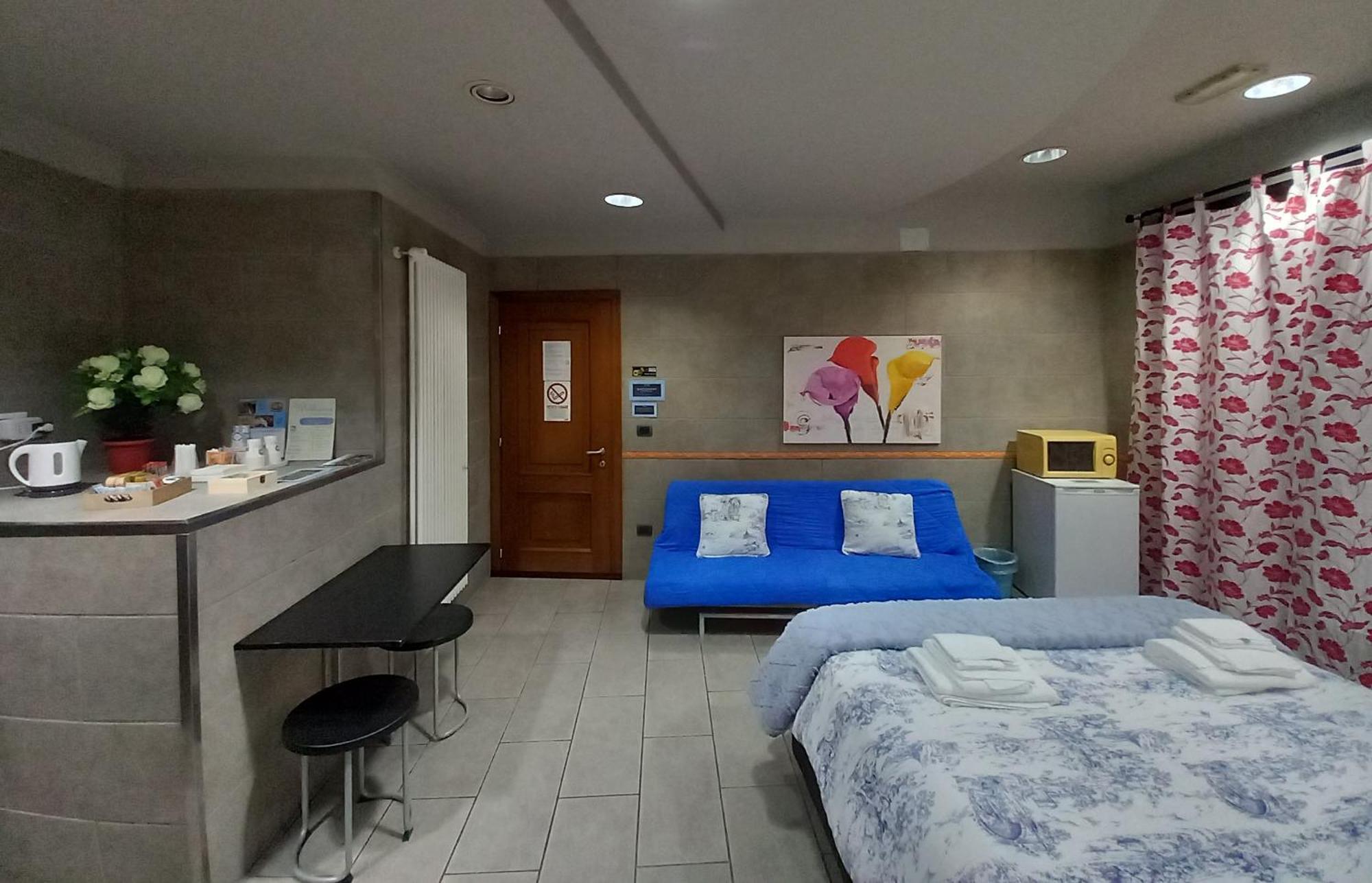 Sam'S Getaway Apartment Mondovi Bagian luar foto
