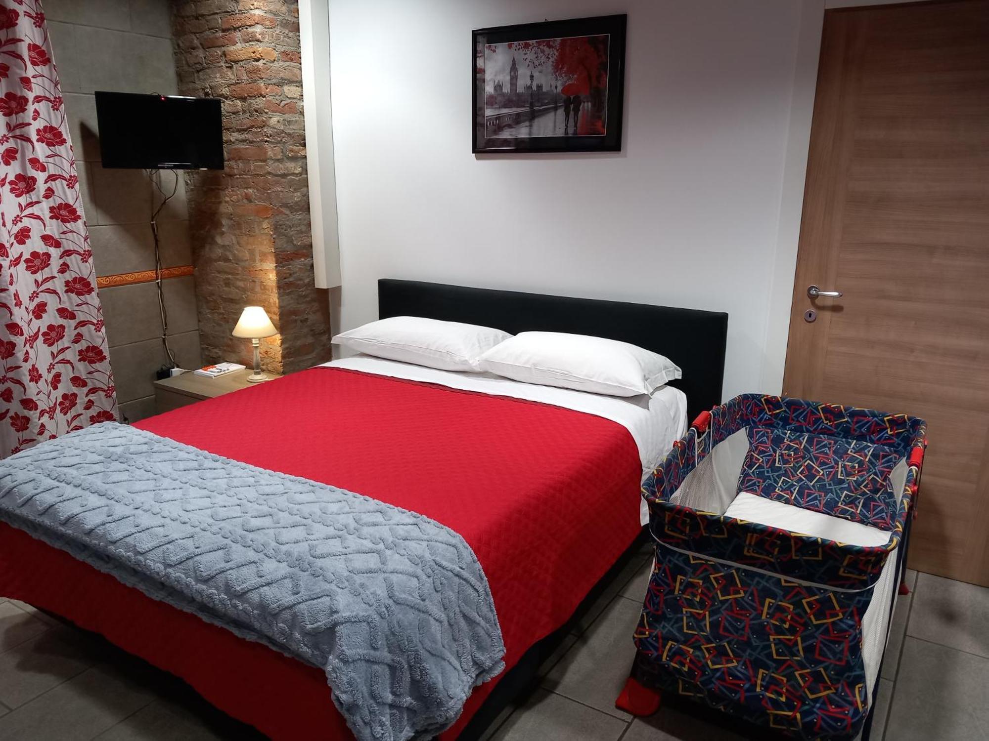 Sam'S Getaway Apartment Mondovi Bagian luar foto